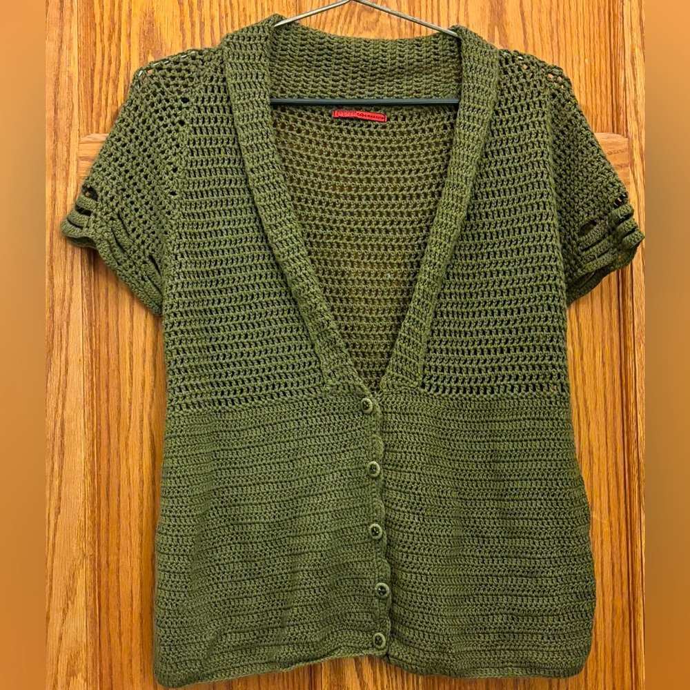 Tape Measure crochet short sleeve cardigan w/beaded buttons in Olive color